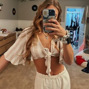 Tie white and cream top